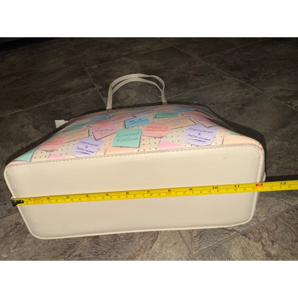 NWT‎ Betsy Johnson Tote Bag Multi Color Post It Note Print Zipper Top Straps - Picture 3 of 10